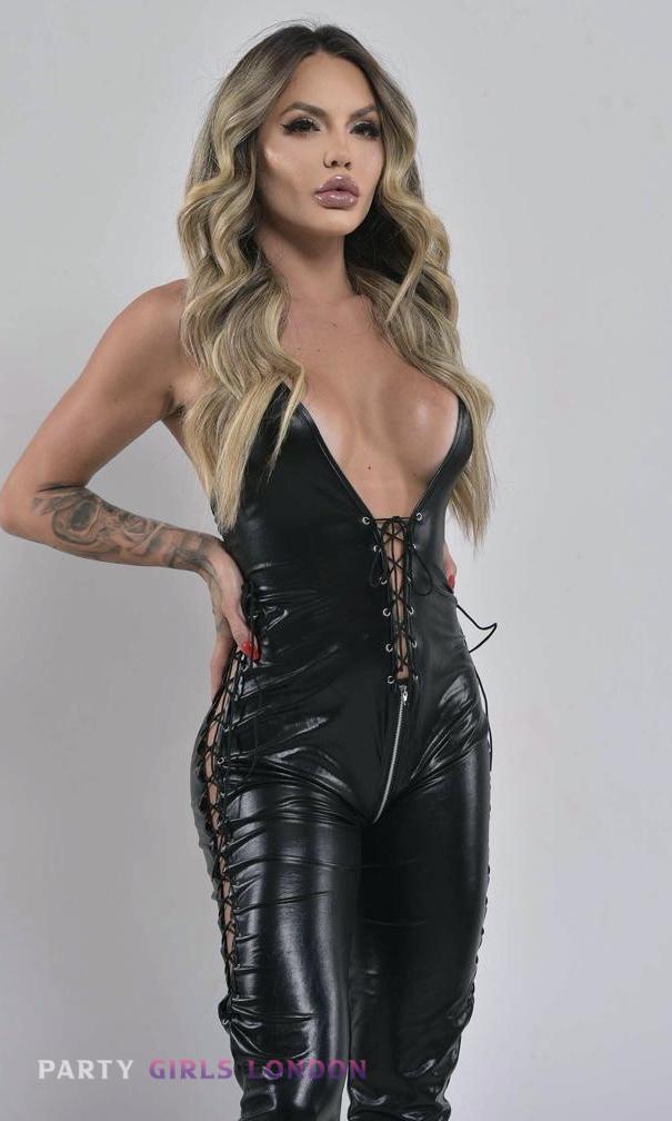 blonde marylebone escort saskia 4