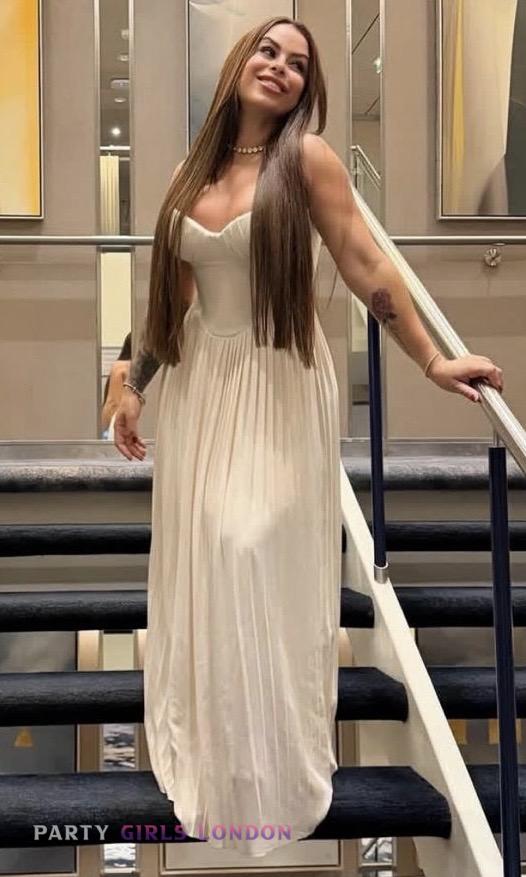 brazilian escort london vivi 8