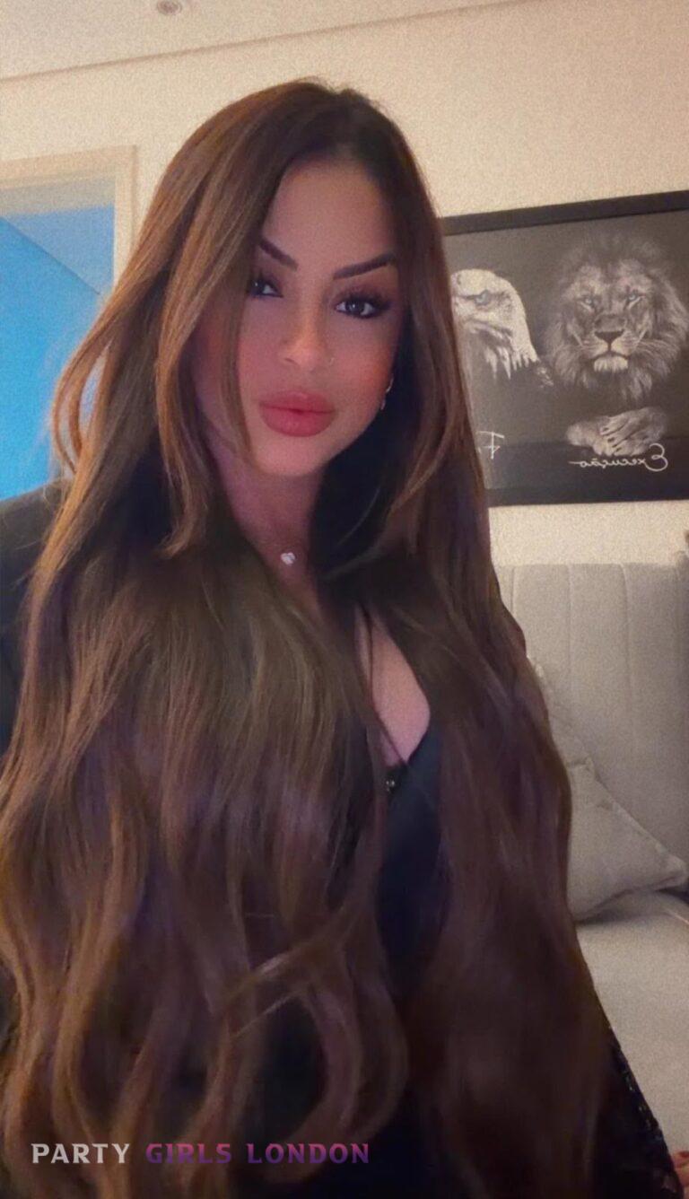 brazilian escort vivi 1