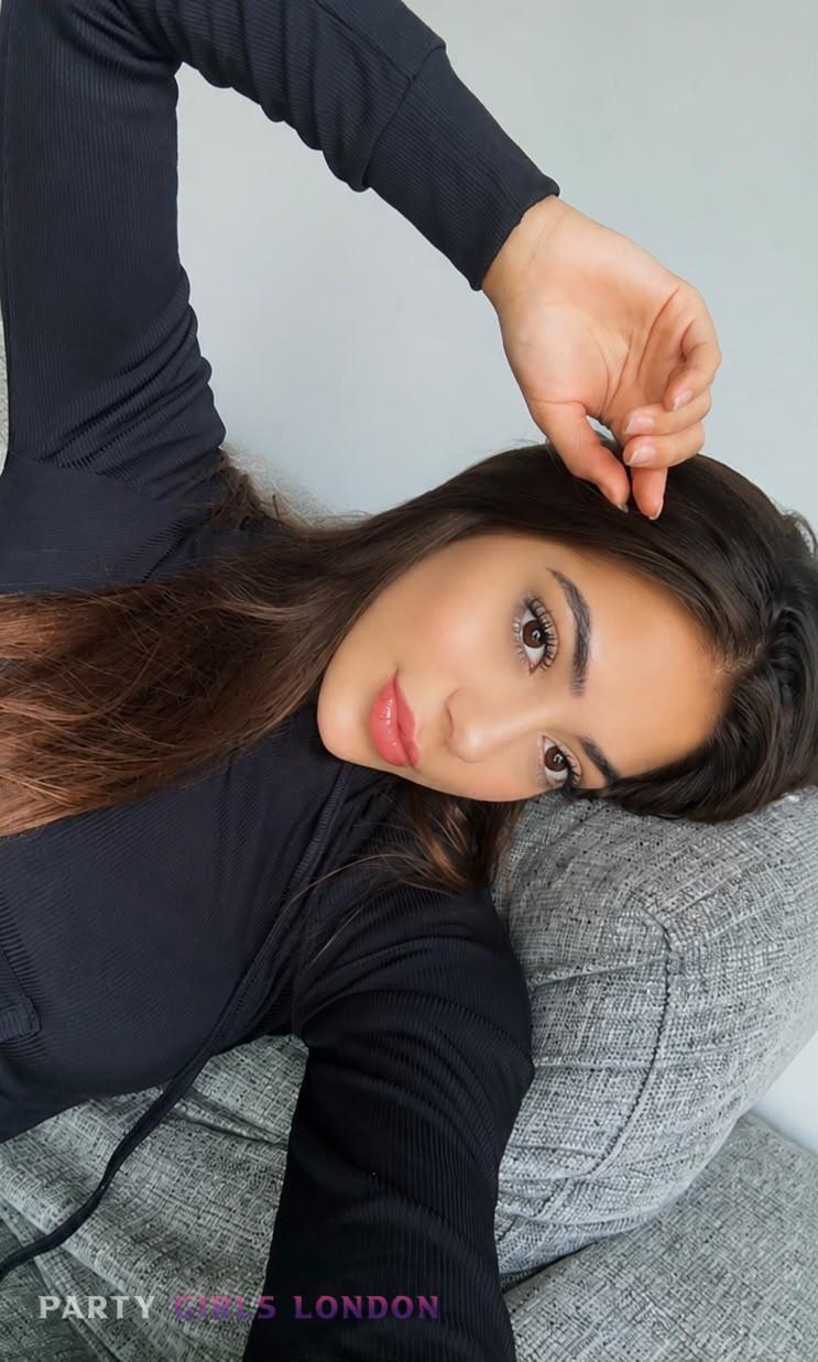 brazilian young amara 2