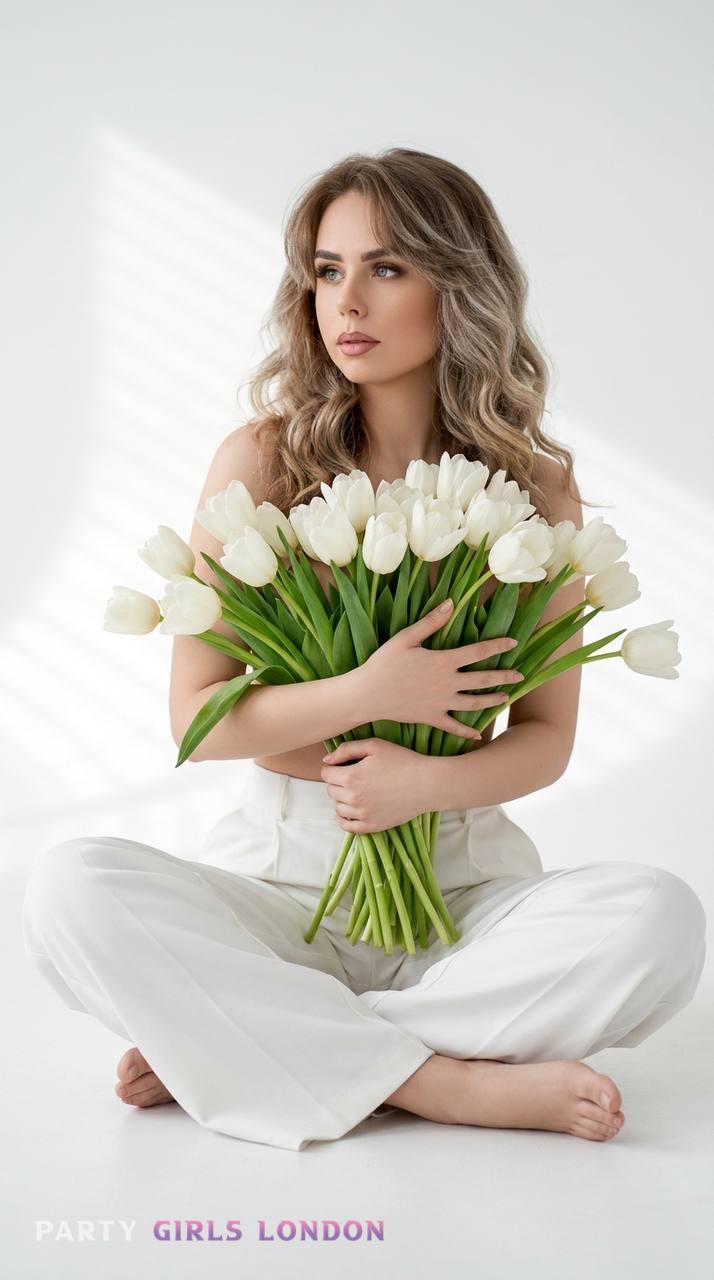 isadora blonde escort bayswater 3