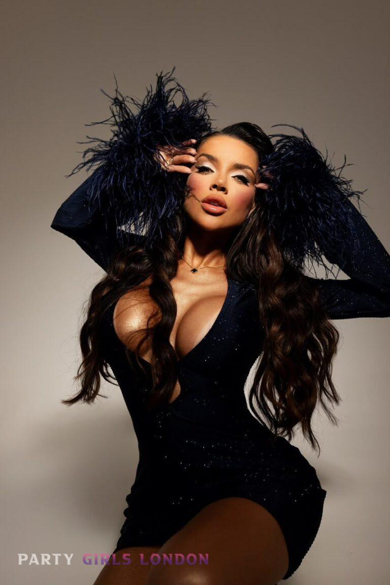 leticia insta model 13