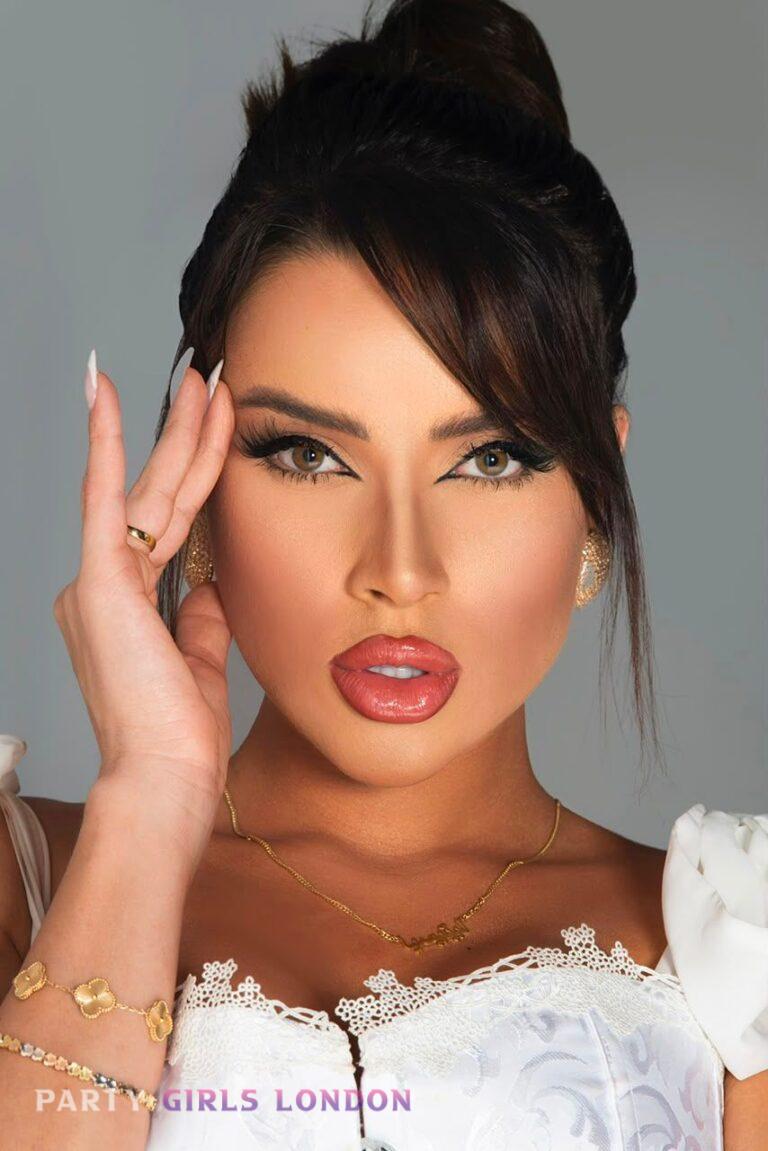 leticia insta model 6