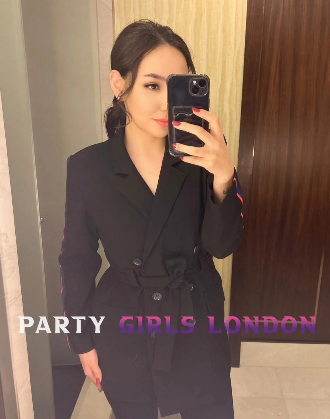 lisa-escort-party-girl-london-6